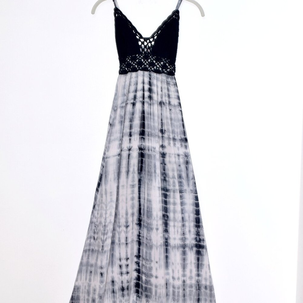 Xhilaration Crochet Tie-Dye V-Neck Maxi Dress in Navy Blue - Size XS